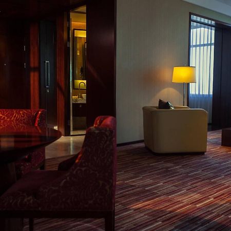 Renaissance Shanghai Zhongshan Park Hotel Zewnętrze zdjęcie